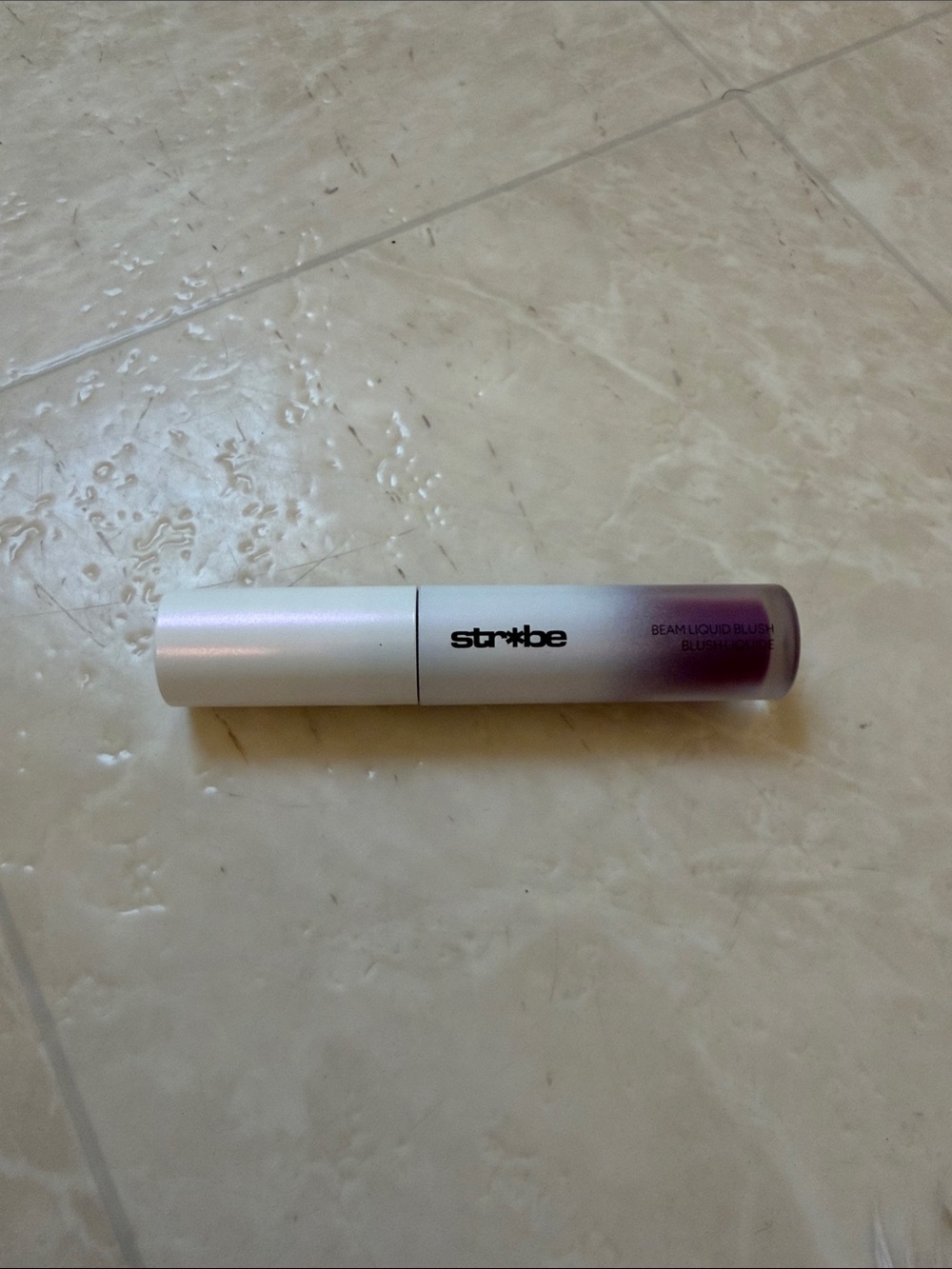 MAC Strobe Beam Liquid Blush Magic aura